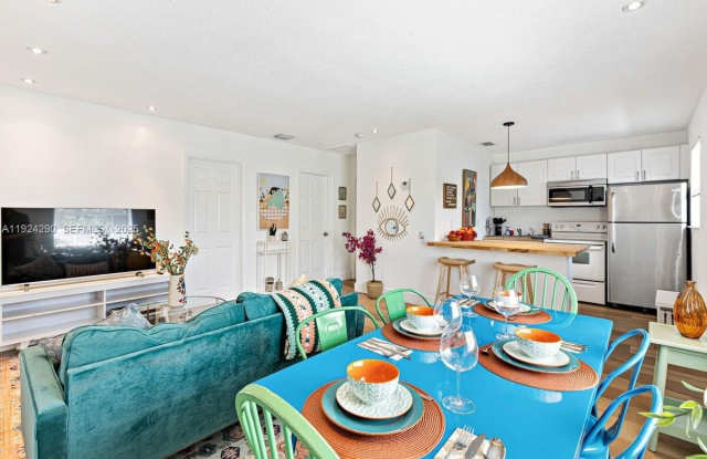 Photo of 811 Tequesta St