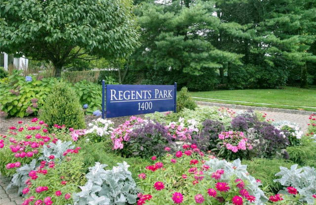 12 Regents Park - 12 Regents Park, Westport, CT 06880