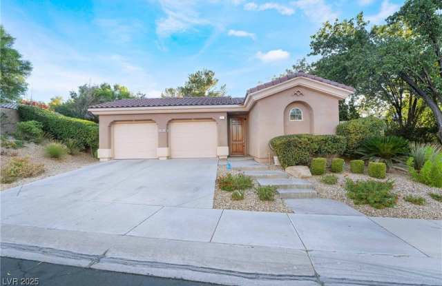 1 EMERALD DUNES Circle