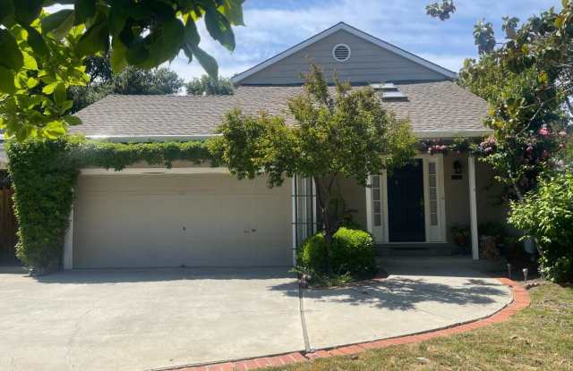 560 Arastradero RD