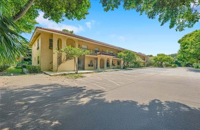 Photo of 9158 NW 40th St