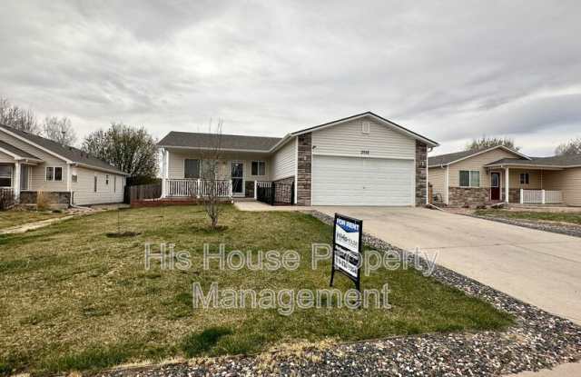 2918 Swan Point Ct