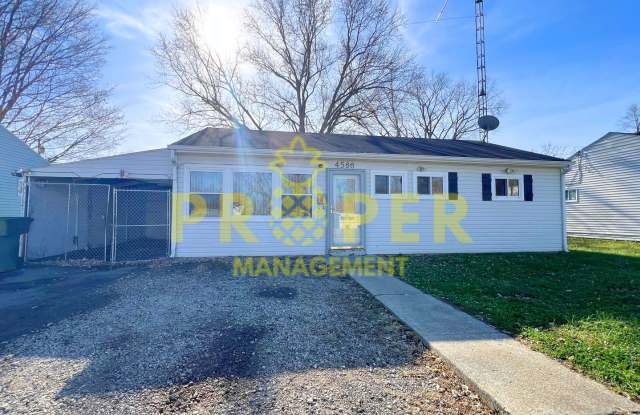 Photo of 3 bedrooms 1 bathroom ranch style house