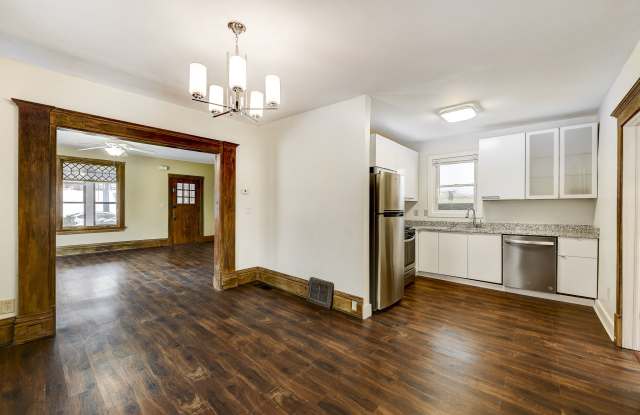 4441 Upton Ave S - 1