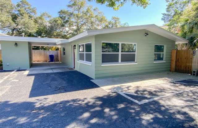 Photo of 717 BAY STREET