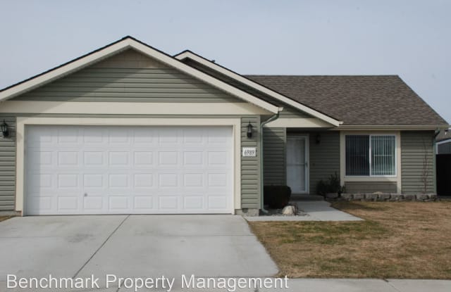 6989 N. Fast Hawk Lane - 6989 Fast Hawk Lane, Coeur d'Alene, ID 83815