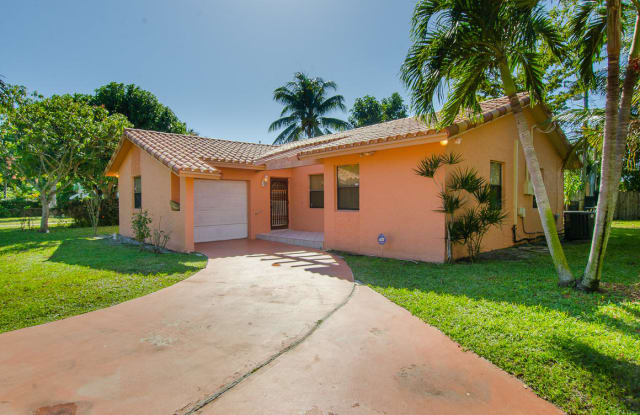 644 Davis Road - 644 Davis Road, Delray Beach, FL 33445