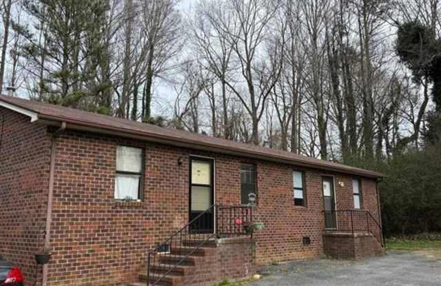 Photo of 242 Hughes St, Apt B