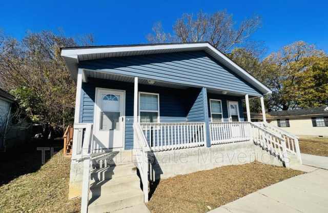 309 North Holly Street