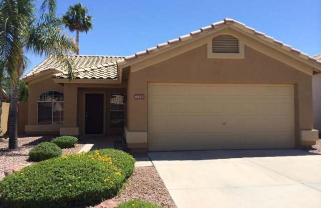 6927 W VIA DEL SOL Drive