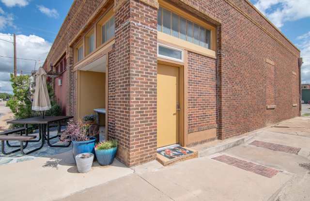 116 E Chandler Street