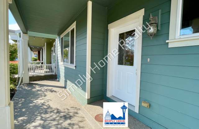 4513 Fairweather St NE