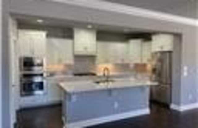 511 Rustic Creek  LN