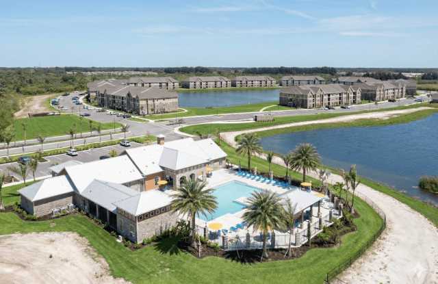 Cocoa Grand Apartments