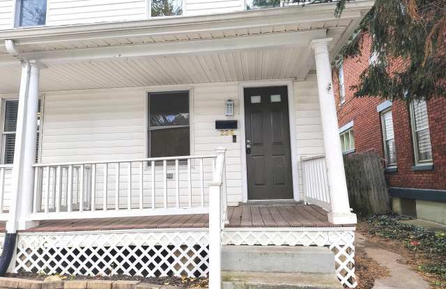 Photo of 234 S ILLINOIS Avenue