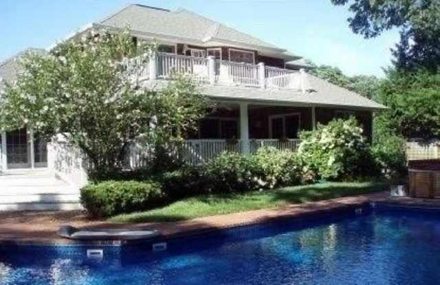 Photo of 3 Pine Grove Court