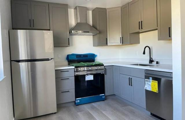 Photo of 1800 23rd St # 4