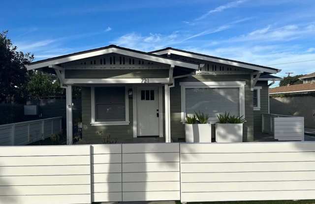 Adorable 3 bedroom in near Old Town Orange