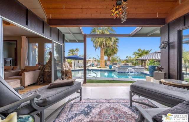 Photo of 38613 Paradise Way