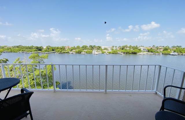 3575 S Ocean Boulevard