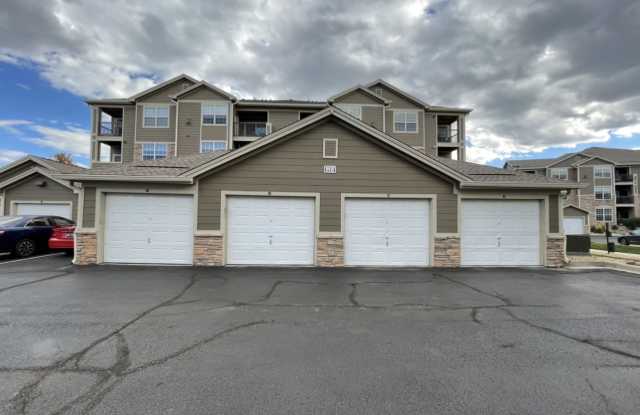 2800 Blue sky Circle - 1