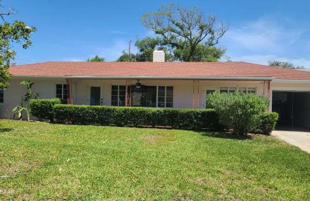 4 Pleasant View Circle