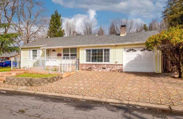 3BD/1BA Home in Lovely Westwood Neighborhood photos photos