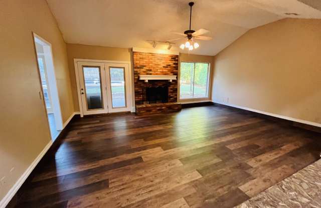 909 East 13th Street