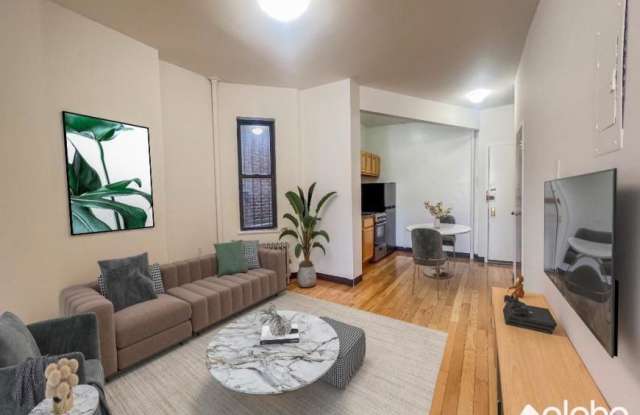 628 E 11 ST.