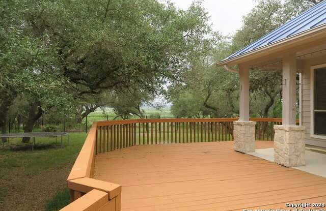 257 Edward Pkwy