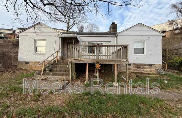 1418 Ravinia Rd.