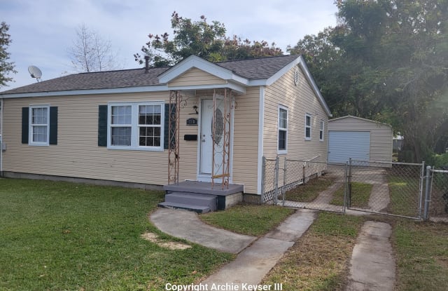 310 Huntlee Drive - 310 Huntlee Drive, New Orleans, LA 70131