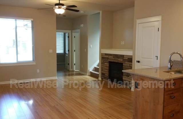 20755 NE Smoke Stack Ln