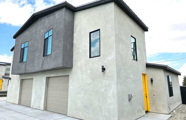 5995 Bagley Ave