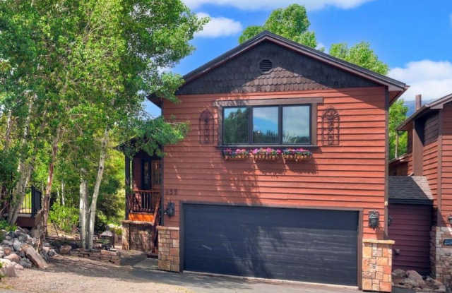 Photo of Home in Willowbrook for Rent