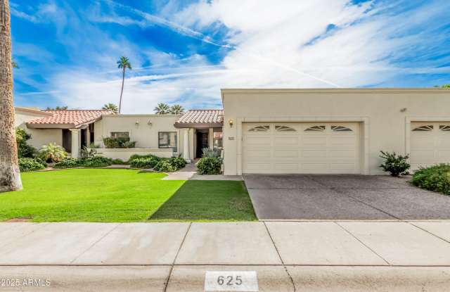 Photo of 625 E NORTHVIEW Avenue