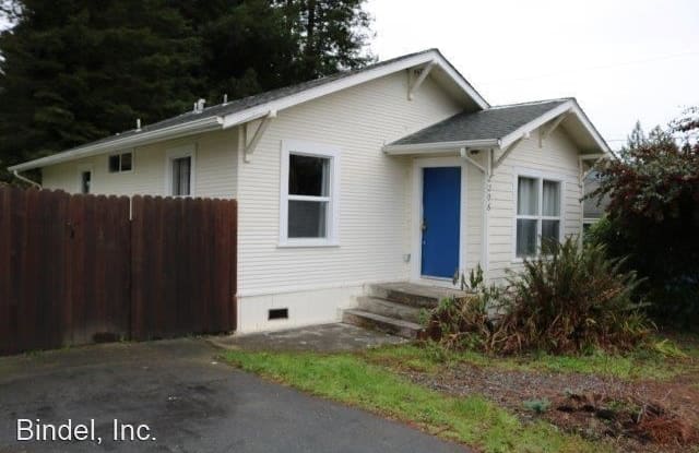 2206 Hemlock St - 2206 Hemlock Street, Cutten, CA 95503