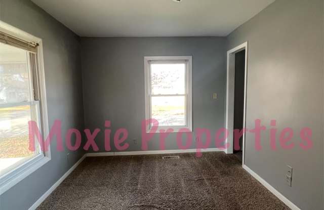 1100 S Locke St