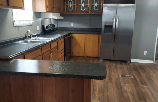 2221 Rifle Range Road