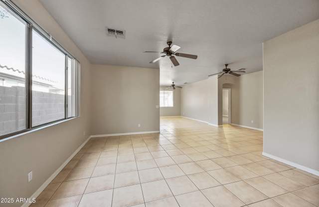 14486 W CLARENDON Avenue