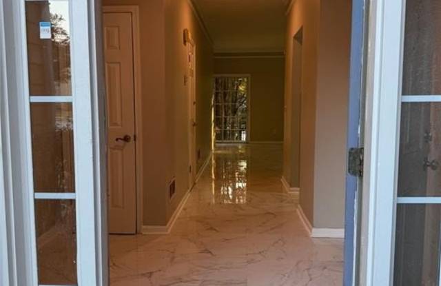 323 PARC RIVER Boulevard