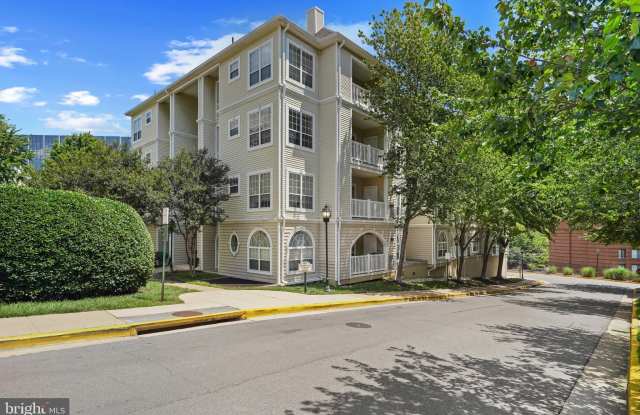 Photo of 4551 STRUTFIELD Lane unit: 4315