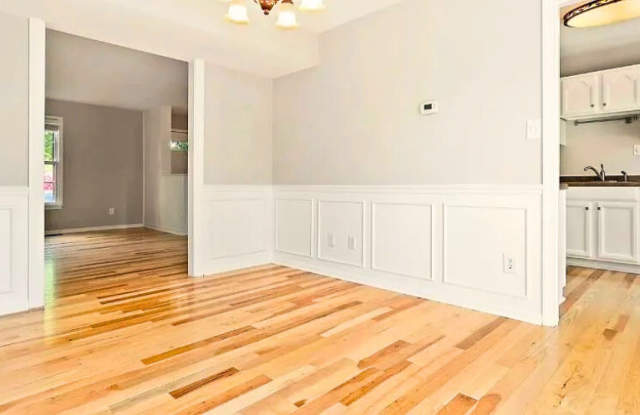 19953 Spur Hill Drive