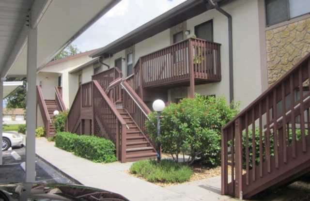 719 SW 47th Terrace
