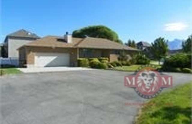 Photo of 5 BD 3 BA 2900 sq ft HOME IN DRAPER.