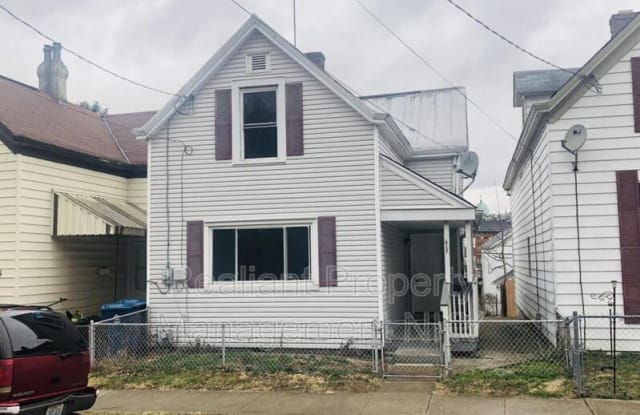 617 8th St - 617 Eighth Avenue, Dayton, KY 41074