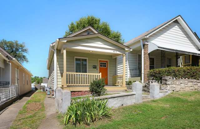 Photo of 422 North Thompson Street