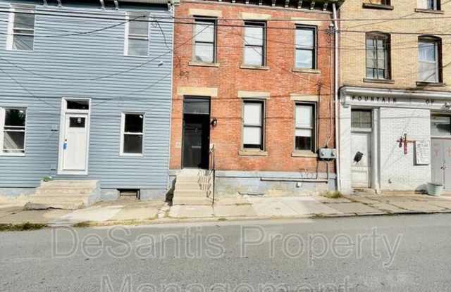 112 Hemlock Street