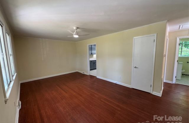 3122 Marlborough Road