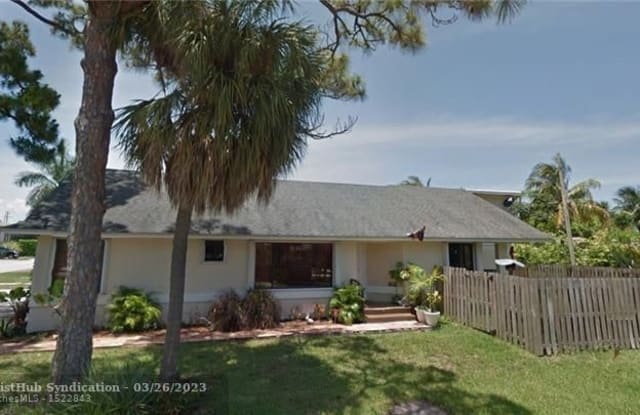 3000 NE 13th Ave - 3000 Northeast 13th Avenue, Oakland Park, FL 33334